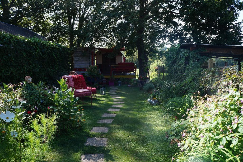 La Roulotte De Lola - Chambre D'Hotes La Celle  Kültér fotó